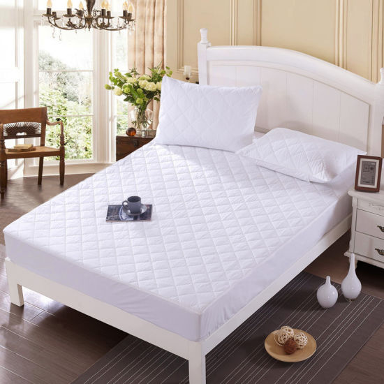 Queen Size Comfortable Quilted Fiberfill Mattress Protector